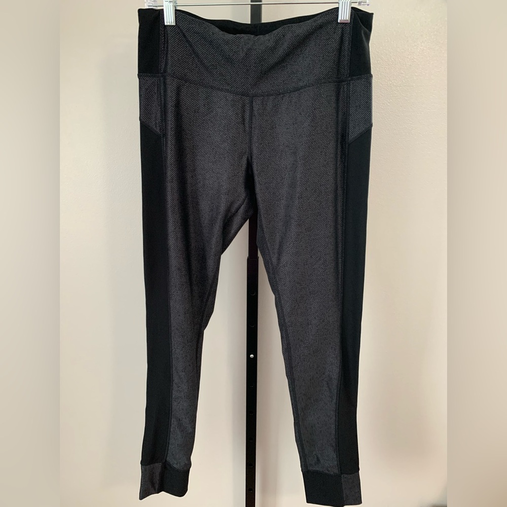Mondetta Athletic Leggings